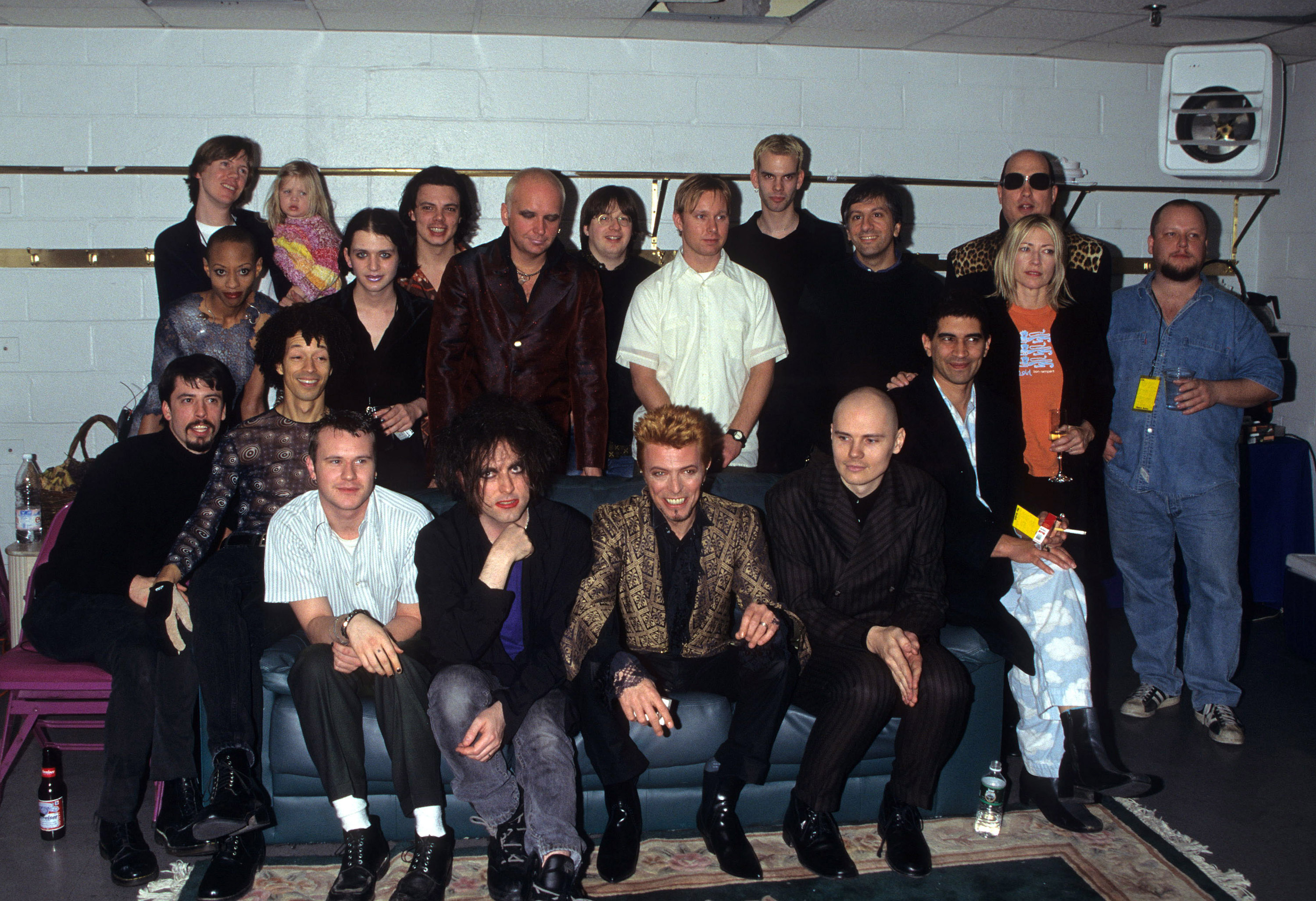 Thurston Moore, Kim Gordon, Dave Grohl, Robert Smith, David Bowie, Billy Corgan, Pat Smear, Kim Gordon und mehr