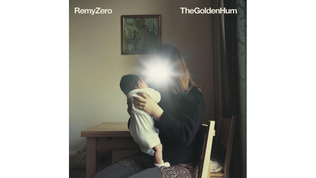 Remy Zero - „The Golden Hum“ (2001)

Cinjun Tate hat sich die Karriere von Remy Zero wahrscheinlich auch anders vorges...