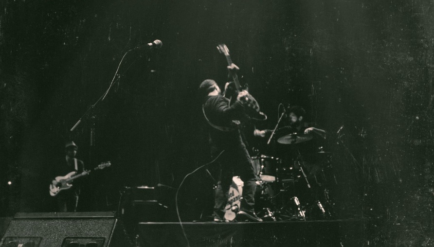 The Record Company veröffentlicht am 12. Februar 2016 ihr Debut-Album “Give It Back To You”.