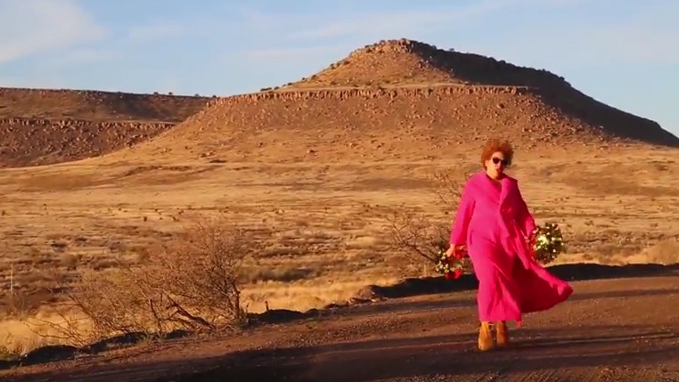 Szene aus dem Clip zu „One More“