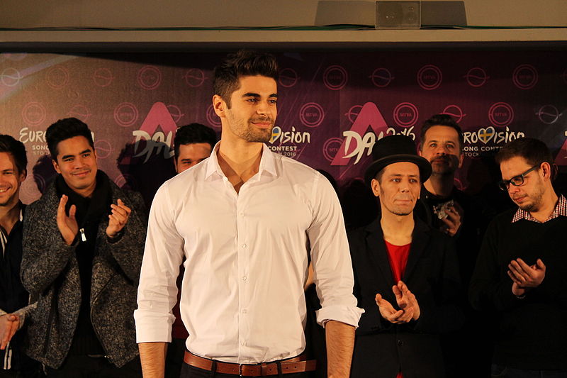 12. Ungarn: Freddie, "Pioneer".
 
Fünf Tonnen donnernder Elektronik-Schwulst mit heiserem, schluchzendem Gebarme. Freddie...