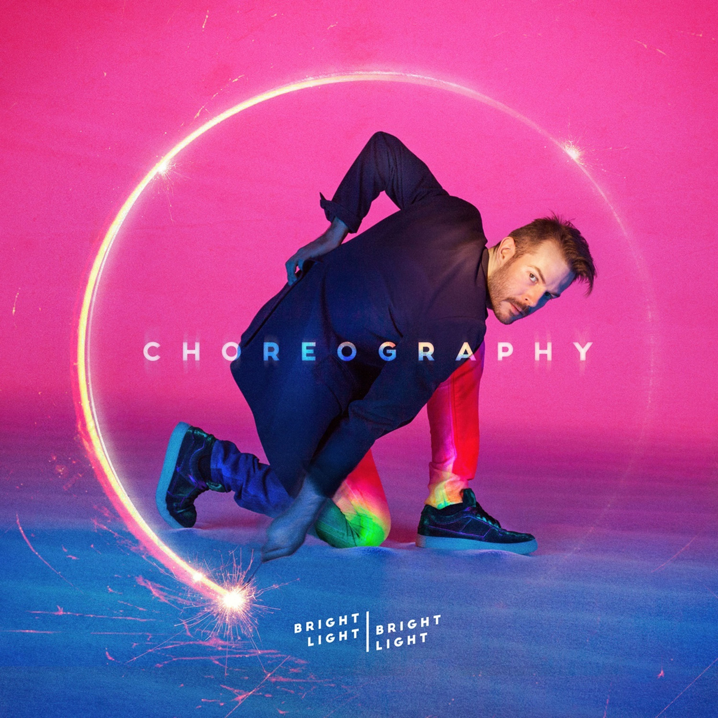 Bright Light Bright Light – Choreography ★½. Discopop mit zu vielen Gästen und fiesen Retroelementen.