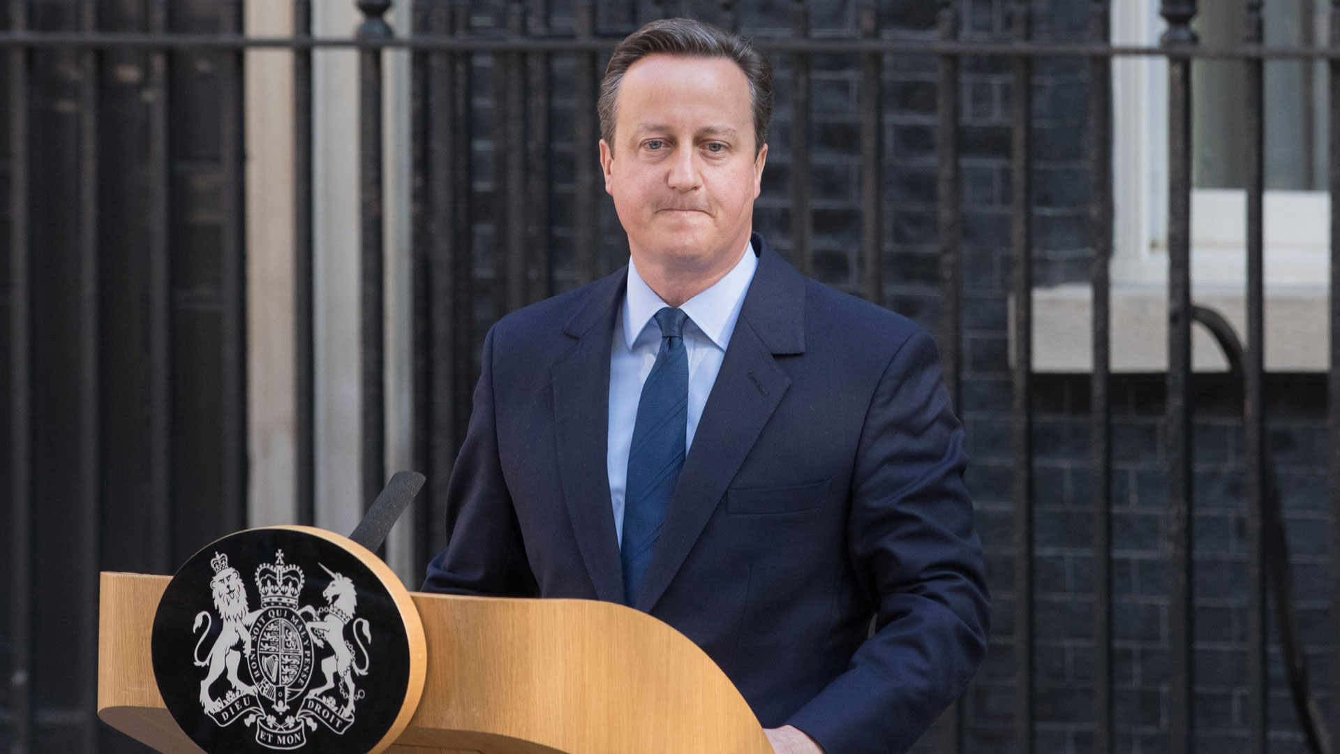 David Cameron am Morgen des 24. Juni 2016, kurz nachdem er seinen Rücktritt als Premierminister bekanntgegeben hat.