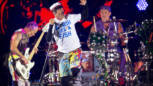 Chili Peppers live.