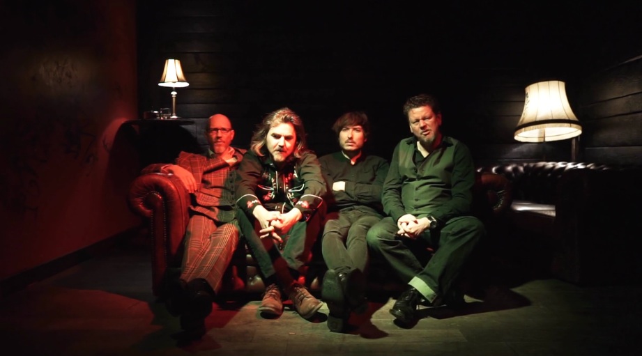 Szene aus dem Clip zu „Fuck Yeah“