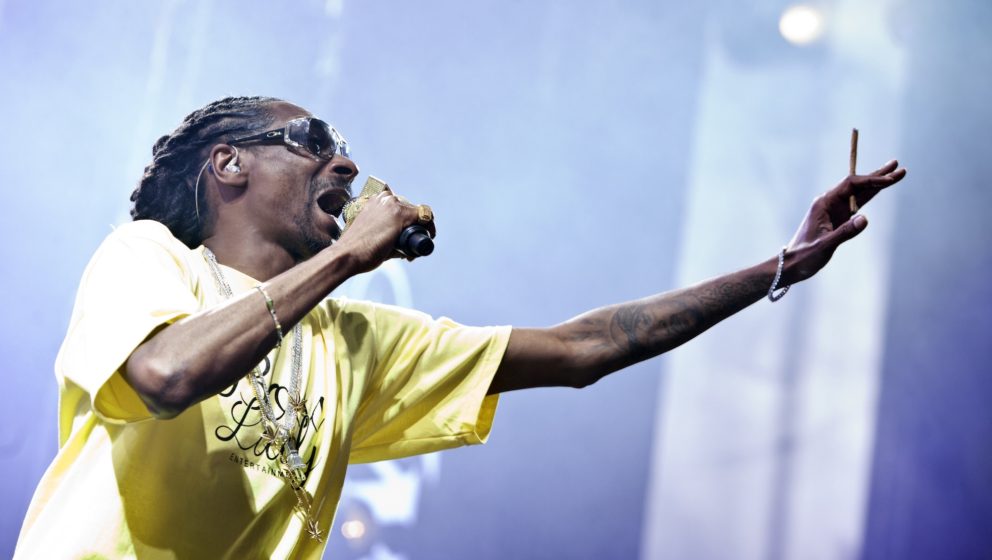 Während Konzert von Snoop Dogg Empore mit Fans eingestürzt