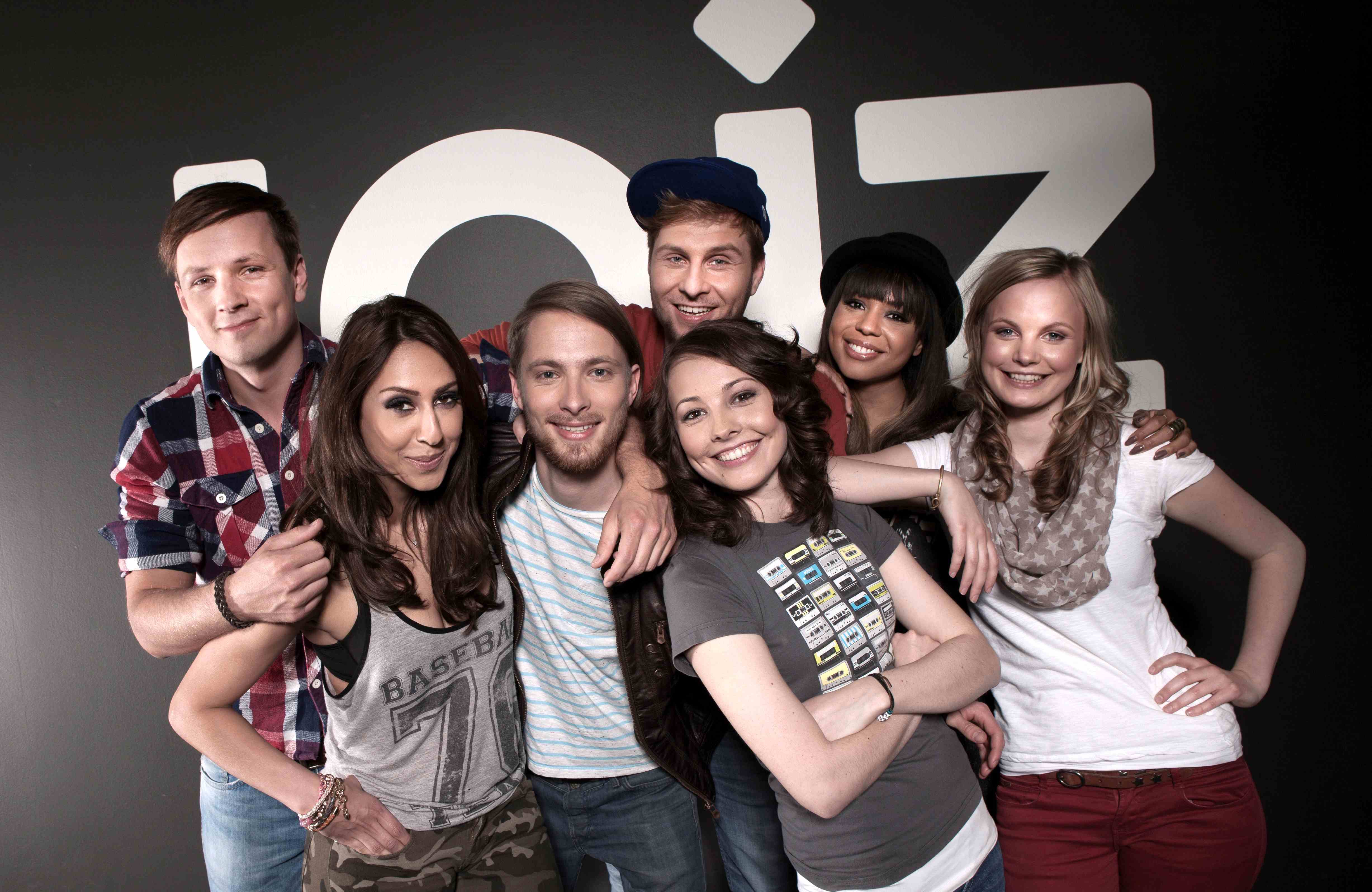 „Joiz“-Moderatoren wissen, wie man ohne Punkt und Komma quatschen kann