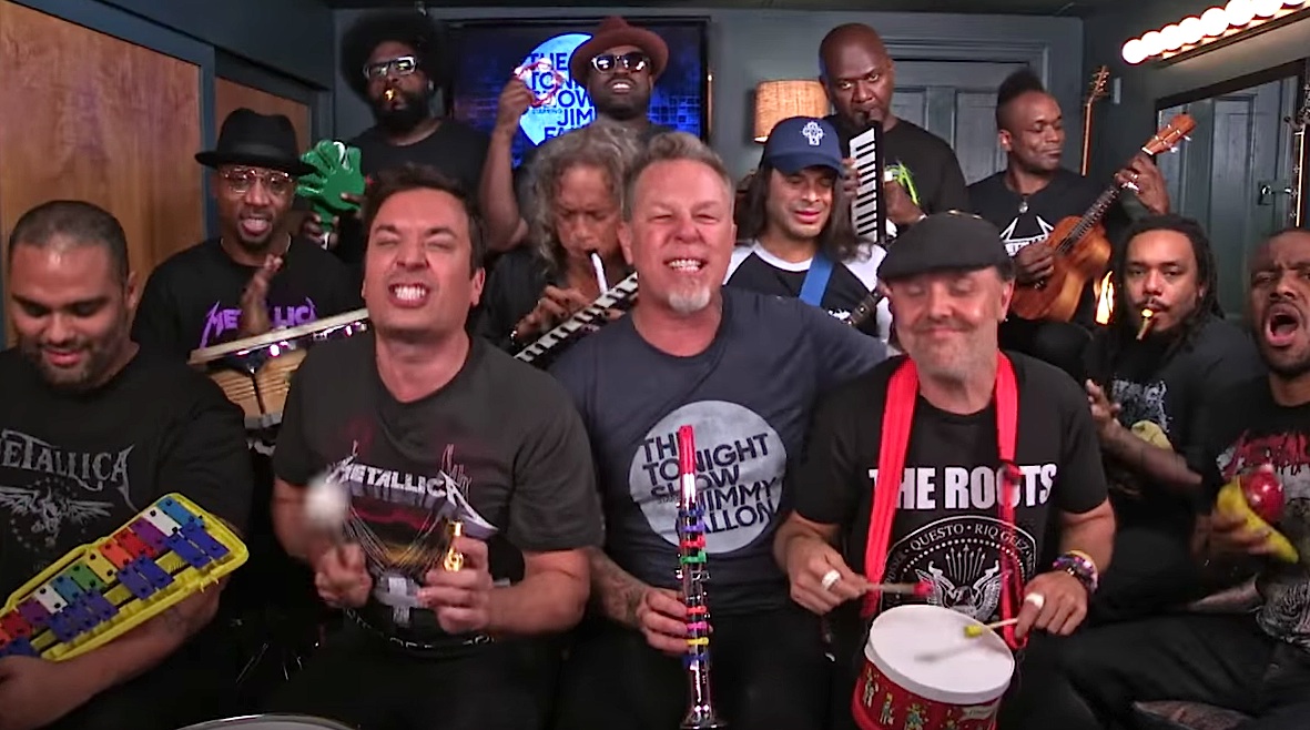 Metallica mit Jimmy Fallon, The Roots und allerhand Kinderinstrumenten