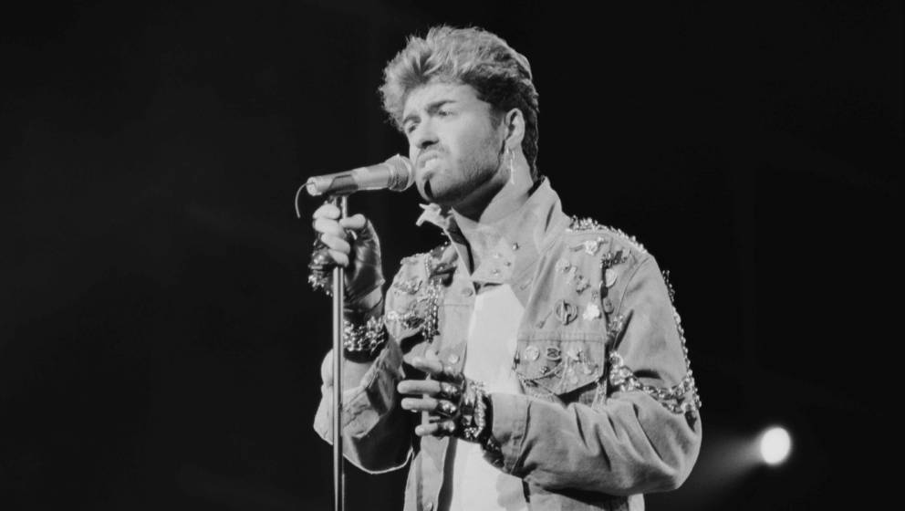 George Michael (* 25. Juni 1963 in Municipal Borough of Finchley, seit 1965 London, † 25. Dezember 2016 in Goring-on-Thames, Oxfordshire)