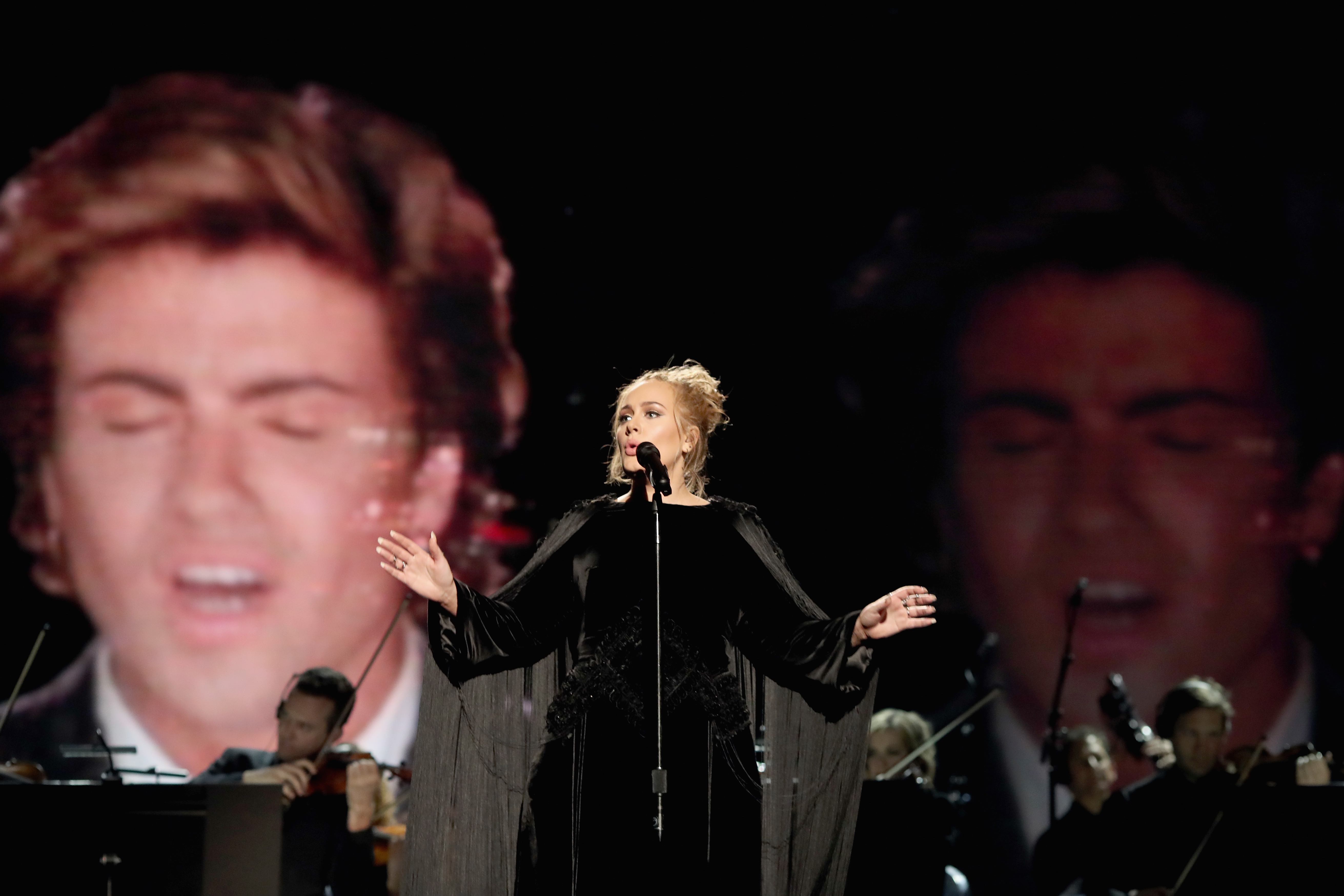 Adele singt in Erinnerung an George Michael bei den Grammys 2017