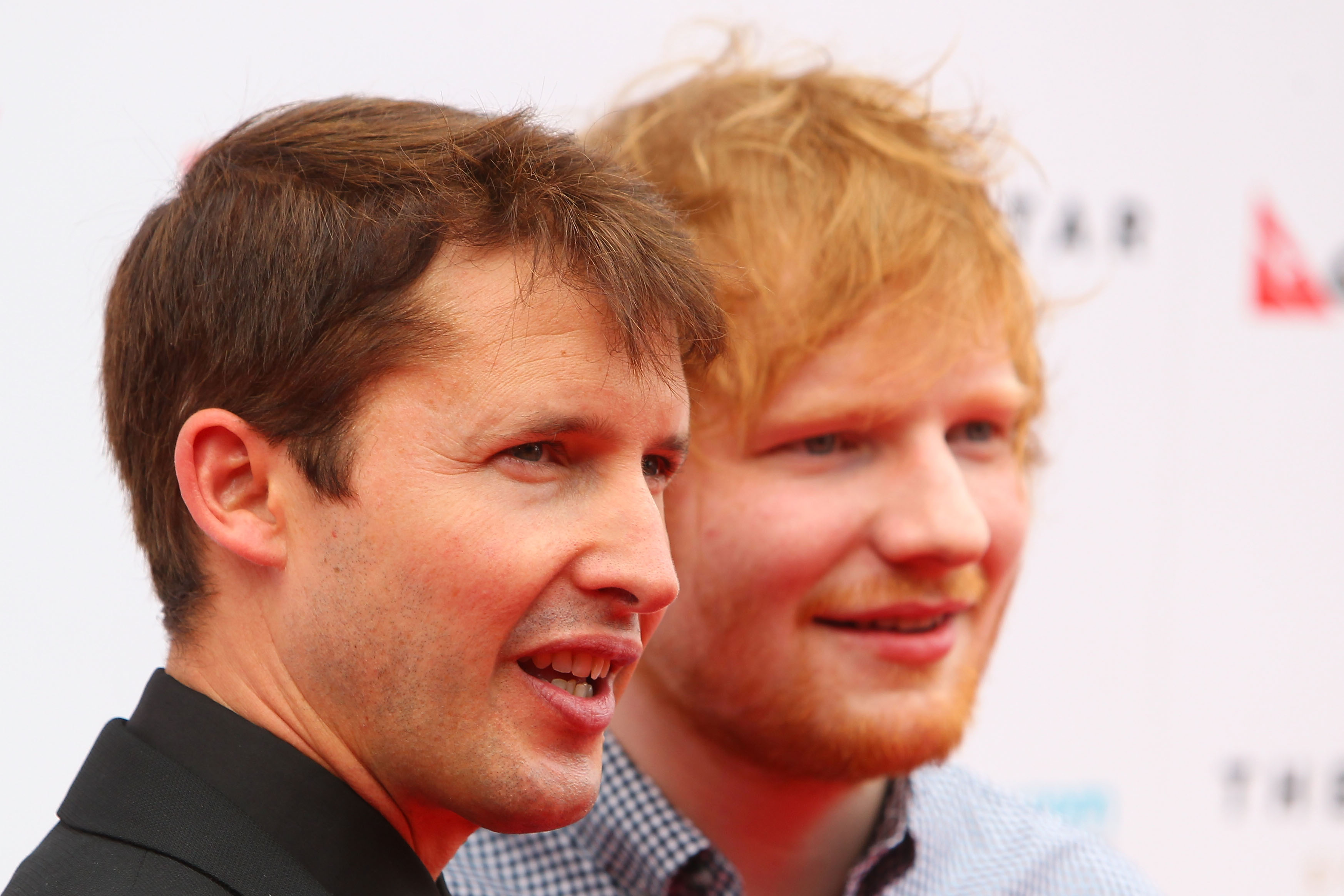 James Blunt und Ed Sheeran sind gut befreundet - so gibt es auch keinen Krach im Tourbus