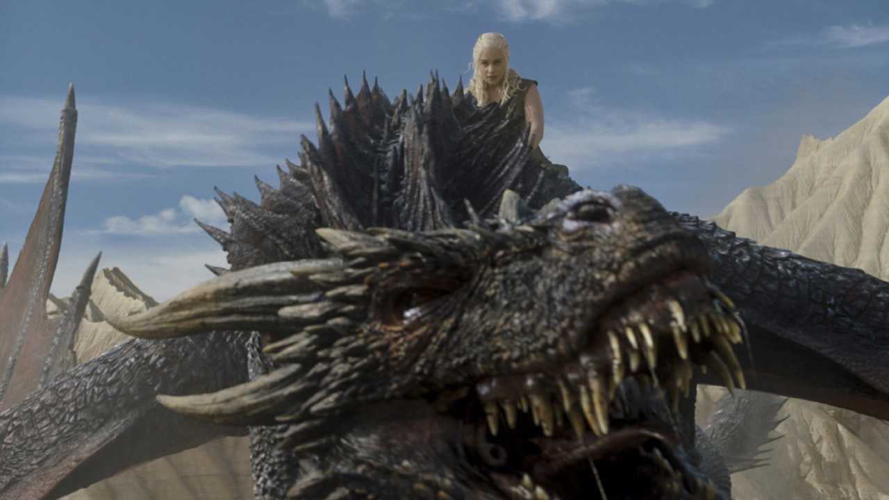 Werden Daenerys Targaryen und ihre Drachen auch in der achten Staffel in Spielfilmlänge zu sehen sein?