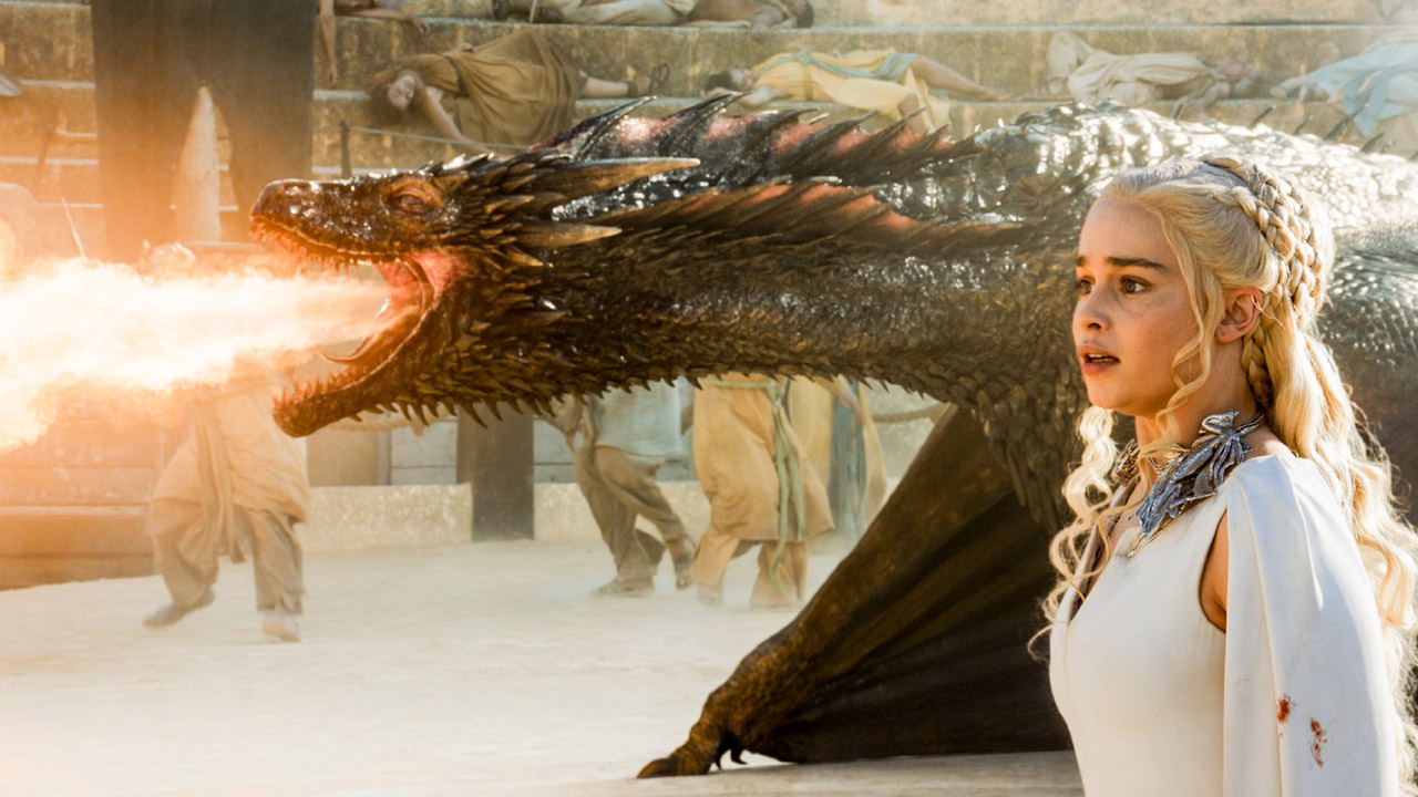 In „Game Of Thrones“ gibt es viele Drachen (hier Drogon mit Daenerys Targaryen)