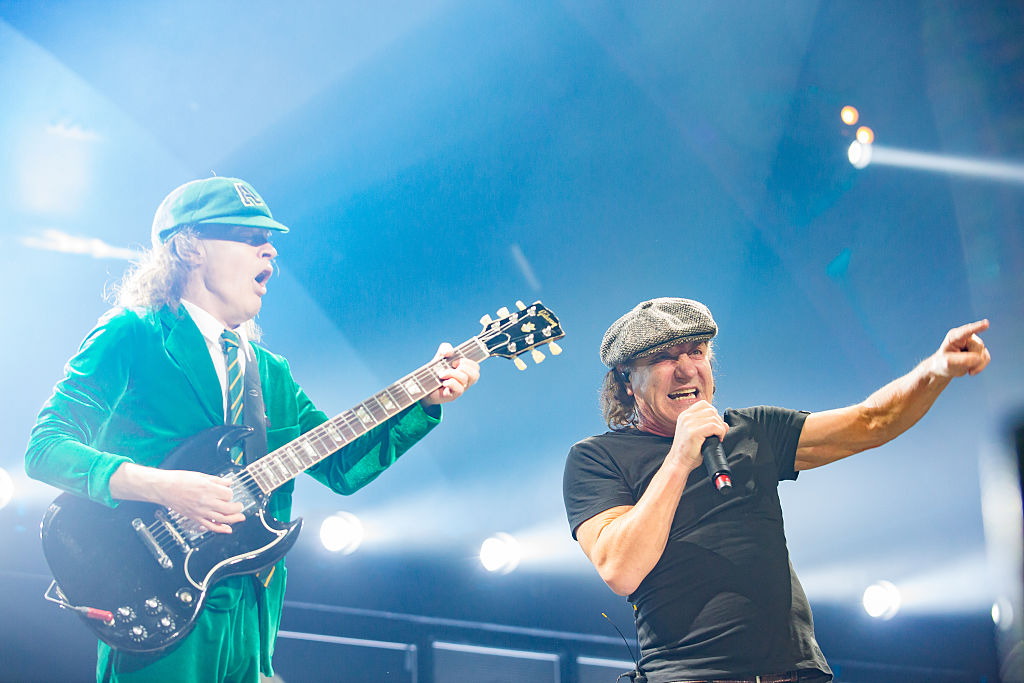 Es war einer der letzten Gigs, die Brian Johnson mit AC/DC spielen konnte: Ende Februar 2016 gemeinsam mit Angus Young in Kansas City.