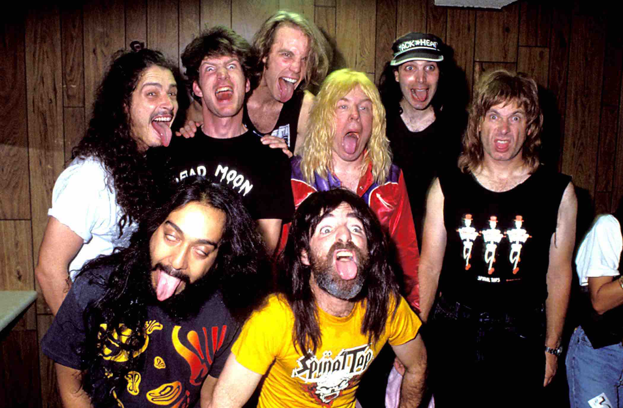 Chris Cornell, Chris Guest, Joe Satriani, Harry Shear und Michael McKean (von Spinal Tap)