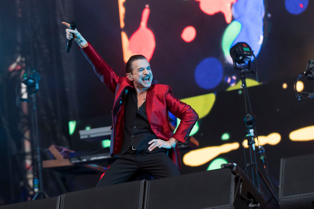 Depeche Mode Perform In Cologne