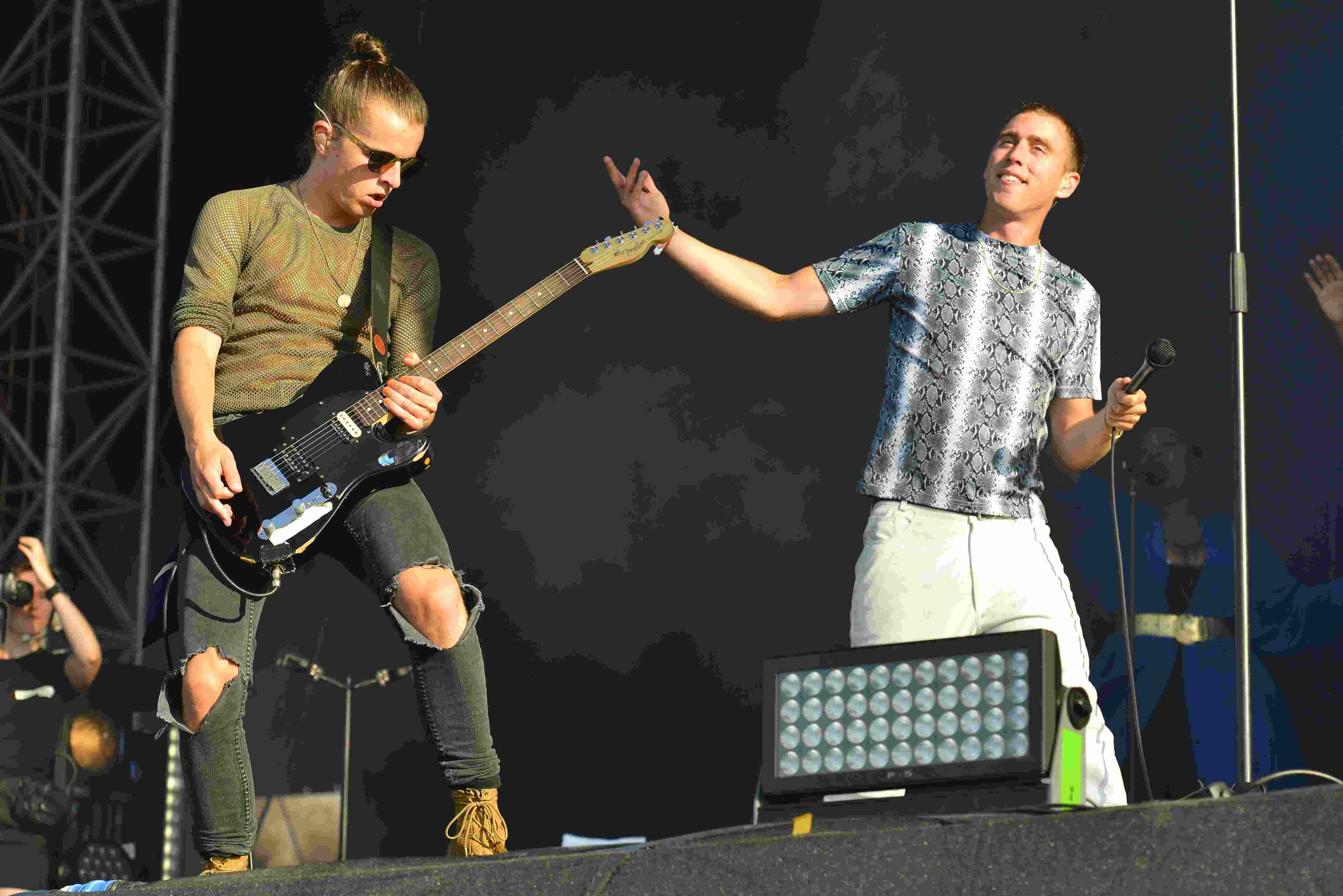 170623-05-bilderbuch-rolling-stone-me-007