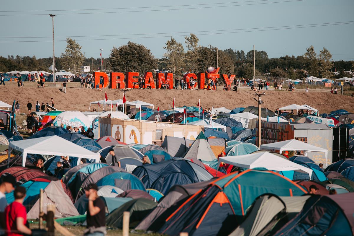 Dream City – der Ort, an dem die Camper ihre Vorstellungen einer Stadt verwirklichen können