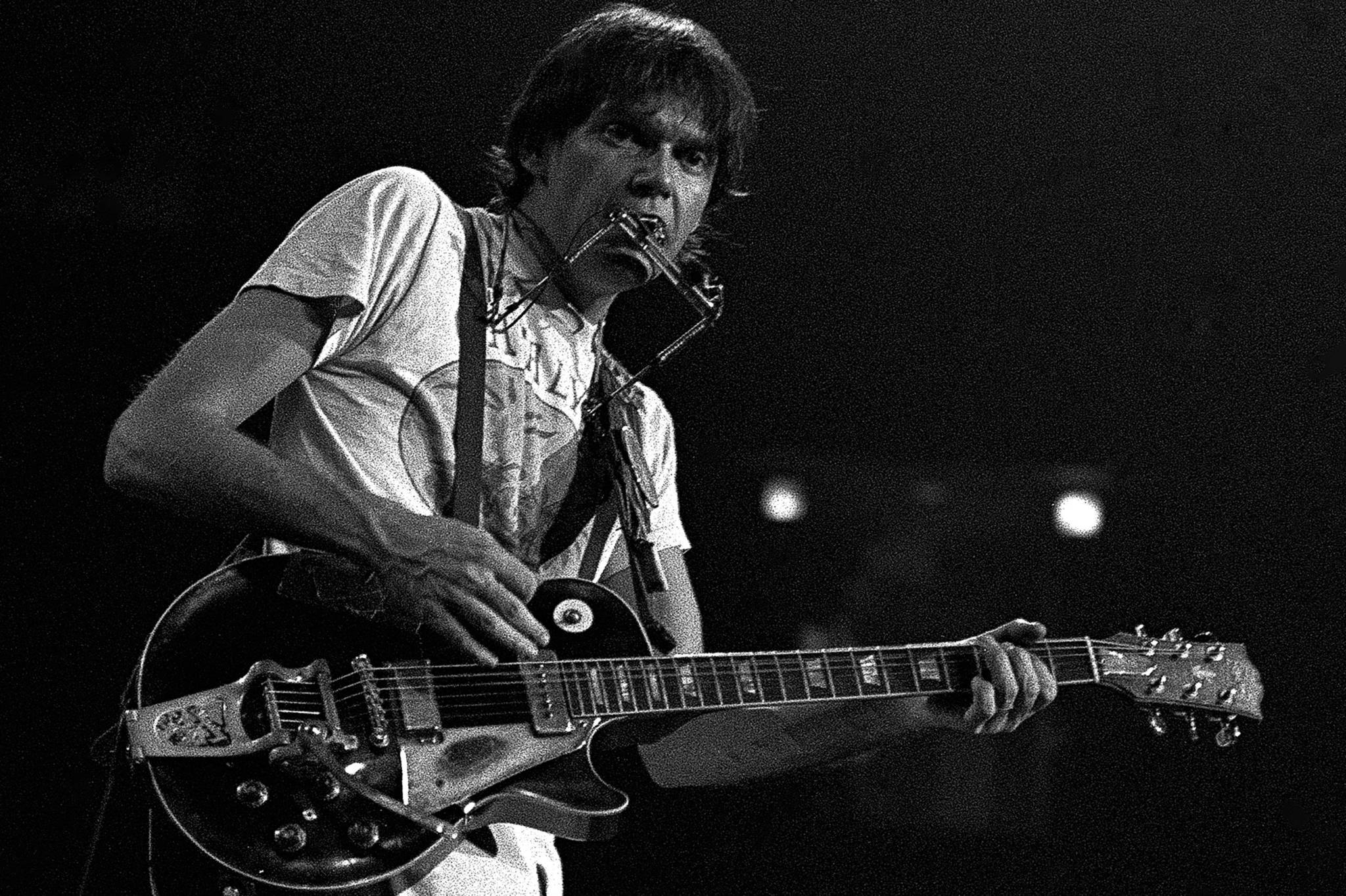 Kritik Neil Young + Promise Of The Real in Berlin Motorsäge der Musik