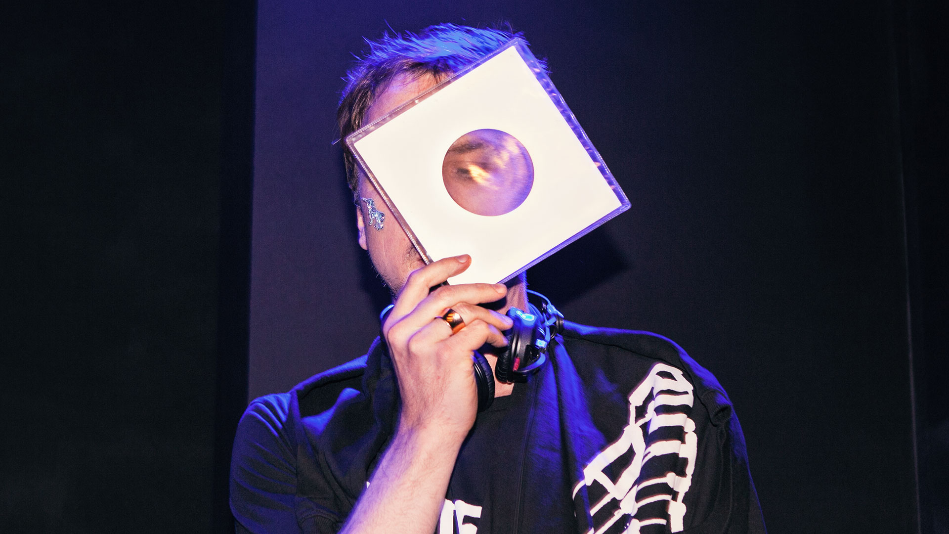 lars-eidinger_the-venue_02