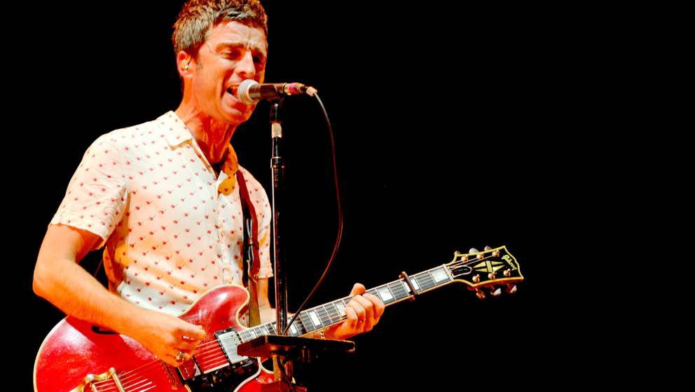 Noel Gallagher's High Flying Birds live