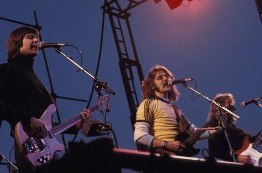 Eagles live 1976
