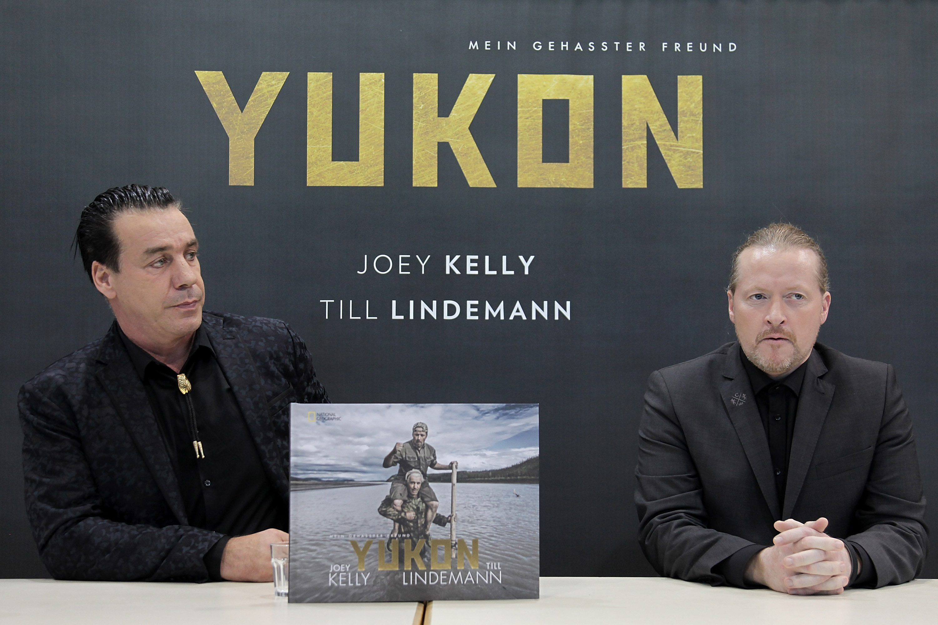Till Lindemann und Joey Kelly präsentieren ihren Bildband „Yukon“ auf der Frankfurter Buchmesse