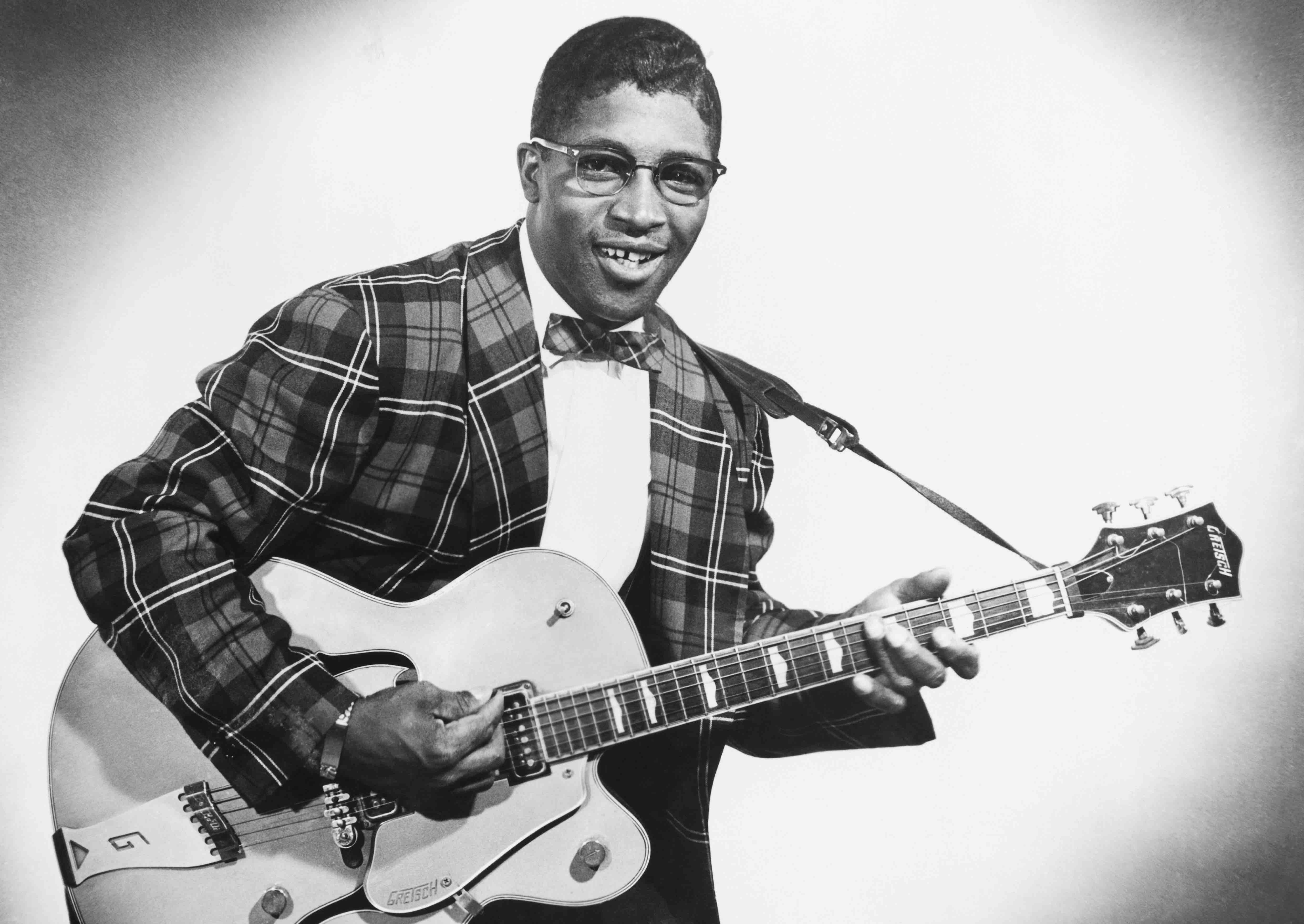 Bo Diddley: Wenn vom Beginn des Rock’n’Roll die Rede ist, ist auch die Rede von Bo Diddley, und wenn von Bo Diddley di...