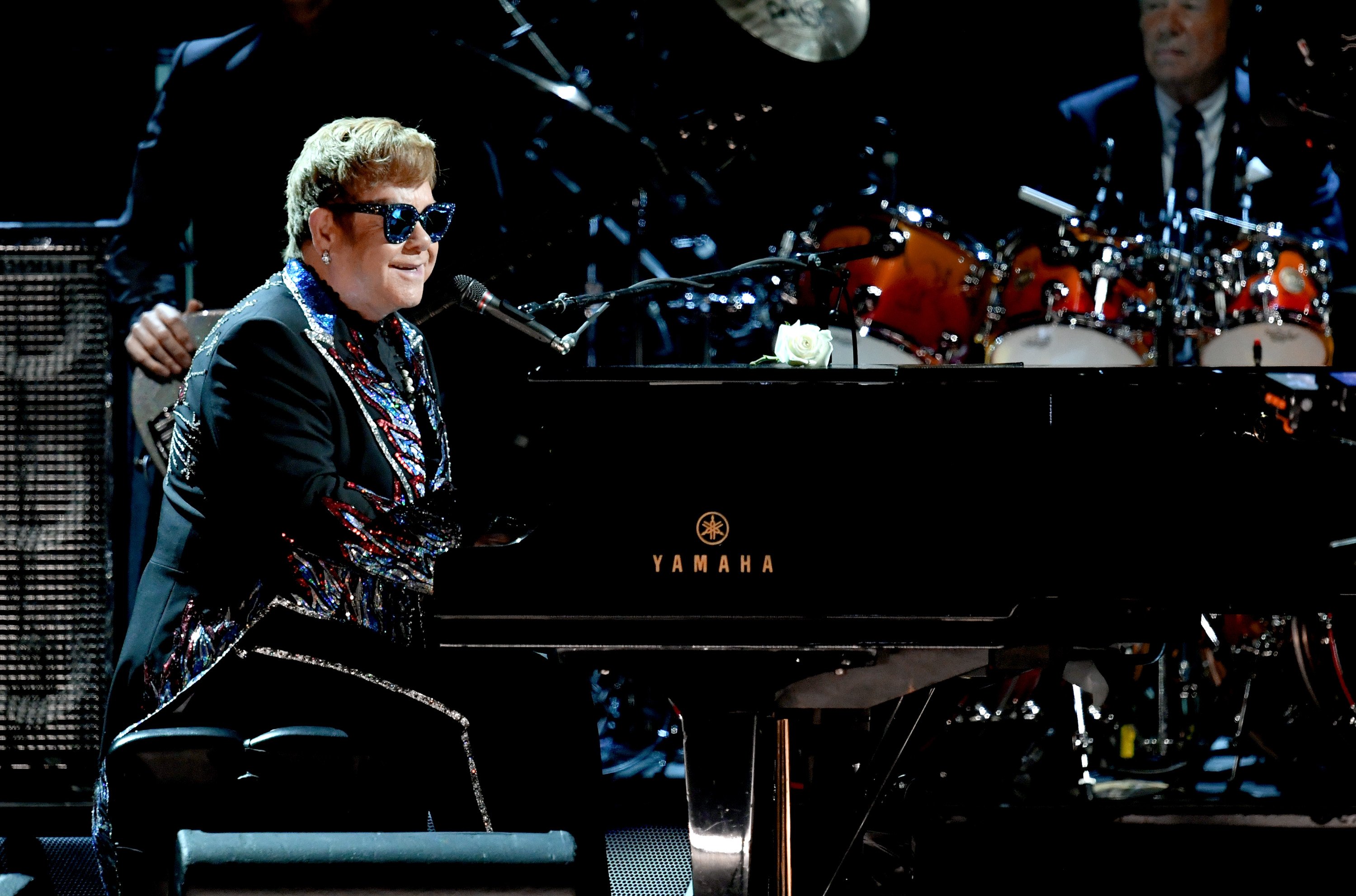 Elton John produziert einen neuen Song für die Realverfilmung von „König der Löwen“
