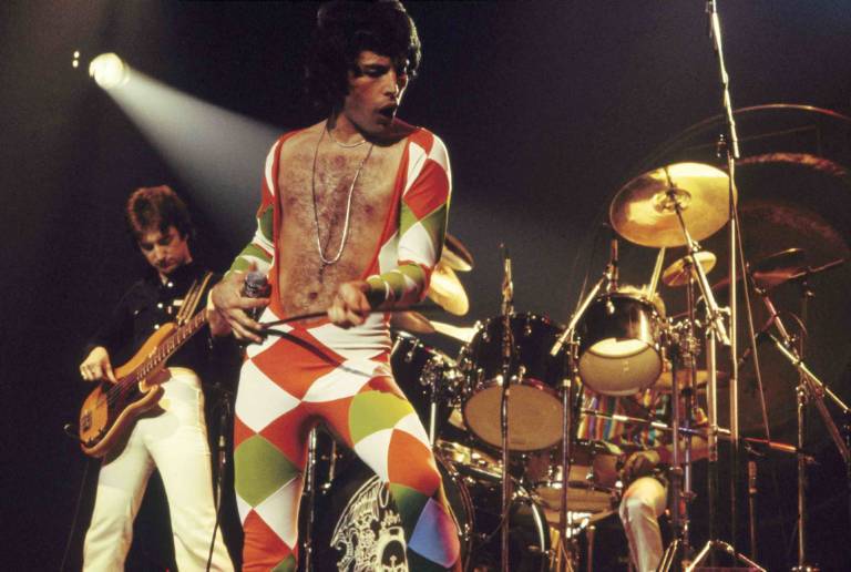 Woran Ist Freddy Mercury Gestorben Todesursache Freddie Mercury: Woran starb der Queen-Sänger?