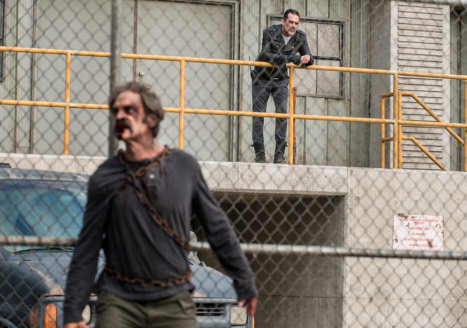 the-walking-dead-episode-815-negan-morgan-4-935