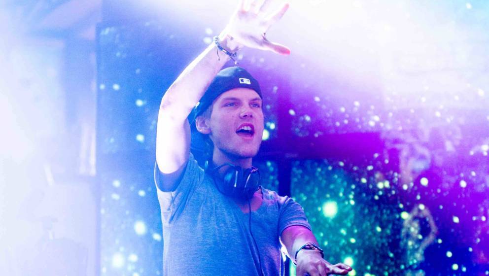 NEW YORK, NY - OCTOBER 01:  Avicii performs at the MLB Fan Cave on October 1, 2013 in New York City.  (Photo by Mike Pont/Wir
