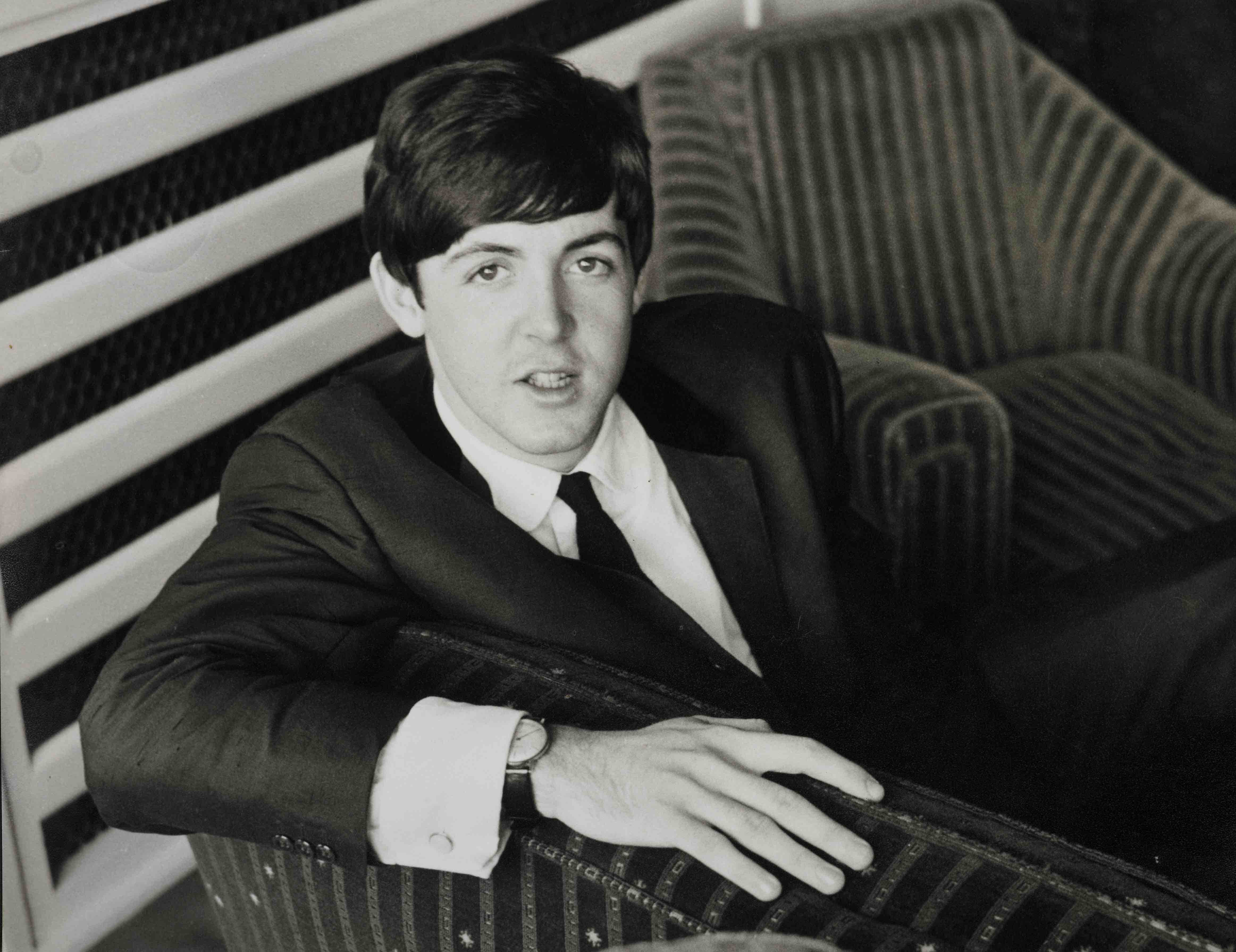 UNITED KINGDOM - JANUARY 01:  Photo of Paul McCARTNEY and BEATLES; Paul McCartney, posed  (Photo by Fiona Adams/Redferns)