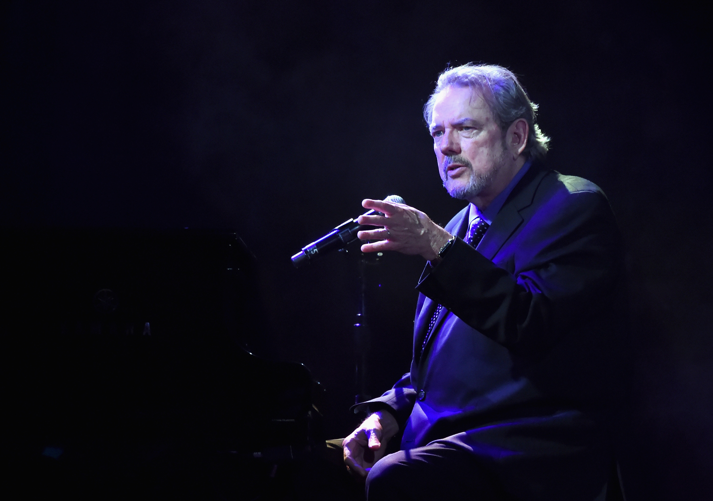 NASHVILLE, TN - NOVEMBER 06:  Singer-songwriter Jimmy Webb performs onstage during the 55th annual ASCAP Country Music awa...