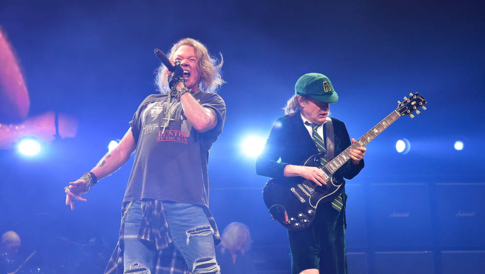 PHILADELPHIA, PA - SEPTEMBER 20:  Singer Axl Rose (L) and guitarist Angus Young of AC/DC perform during Rock Or Bust Tour at 