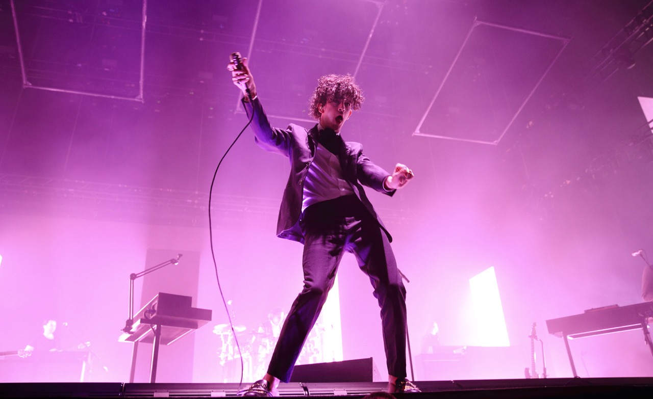 The 1975 live