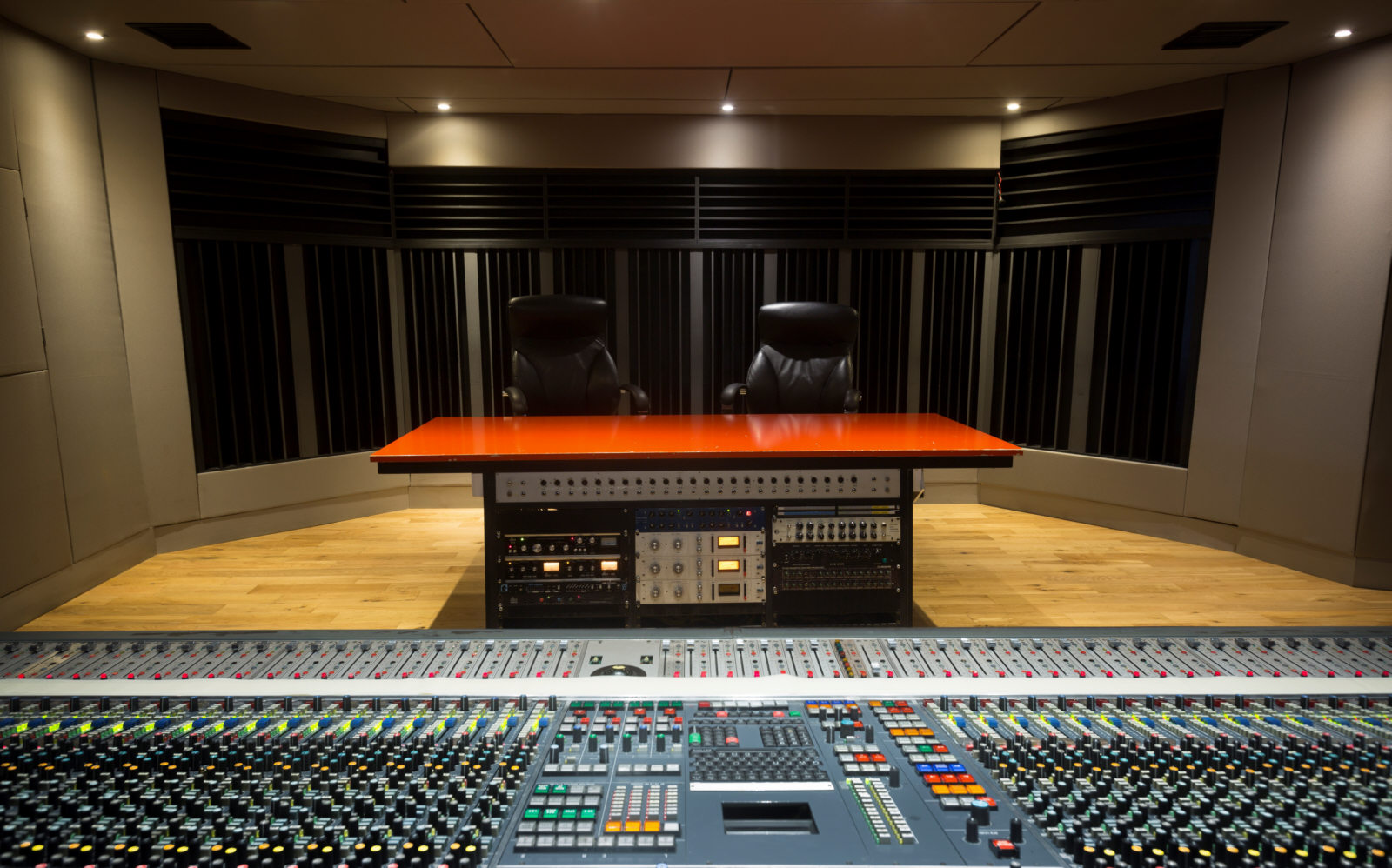 U2 Spenden und Tag in Windmill Lane Recording Studios in Dublin