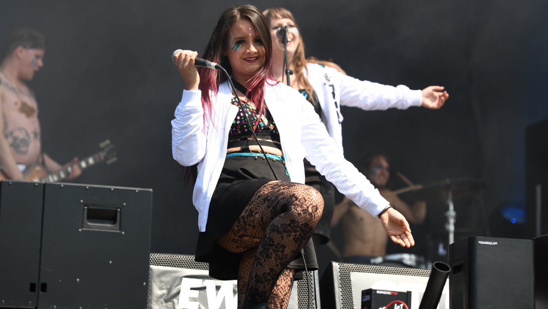 Die Toten Crackhuren im Kofferraum live beim Hurricane Festival 2019