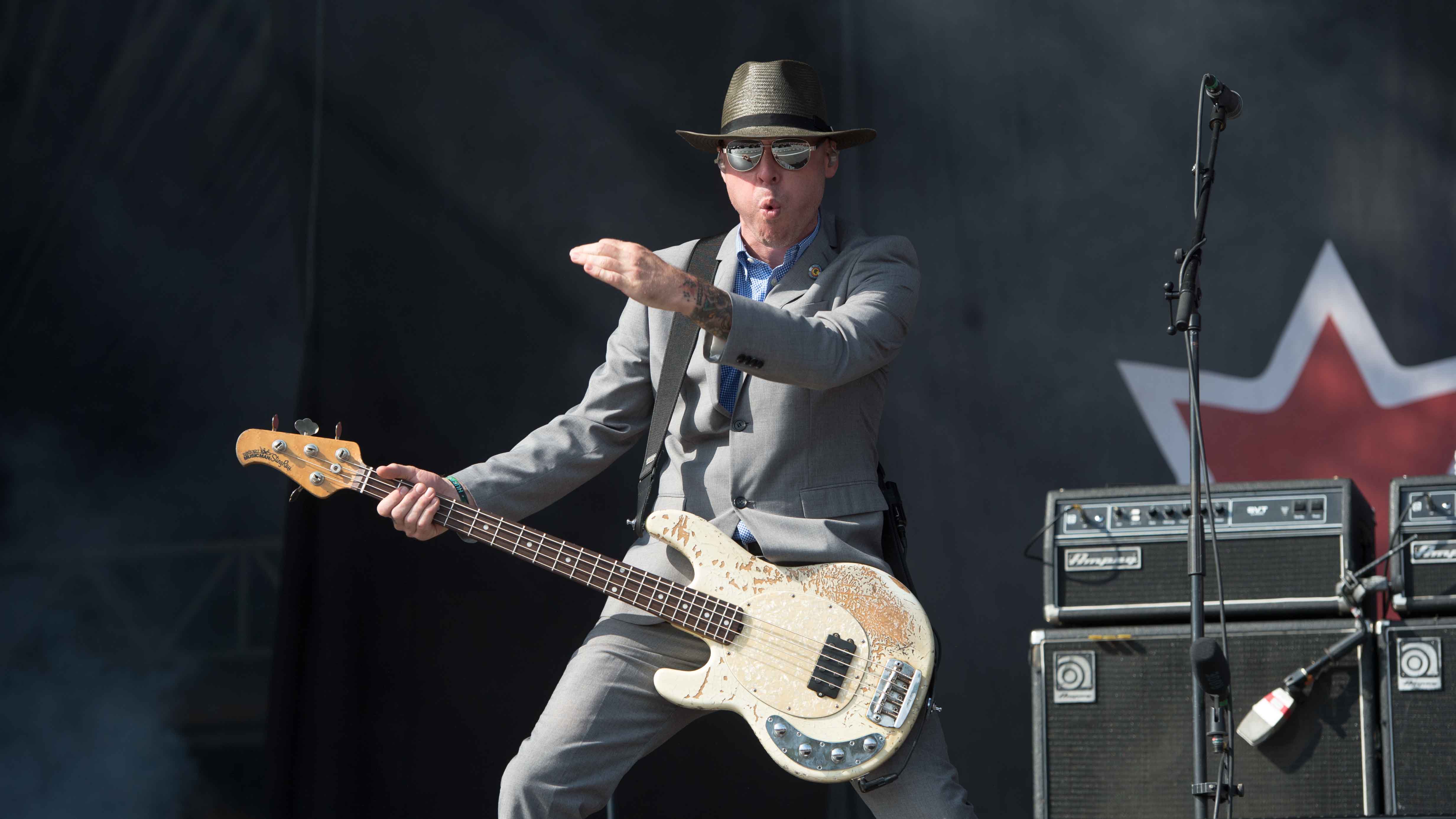 22.06.2019, Eichenring , Scheessel, GER, Festival, Konzert,Hurricane, Band  im Bild
"FLOGGING MOLLY"
live auf der Forest S...