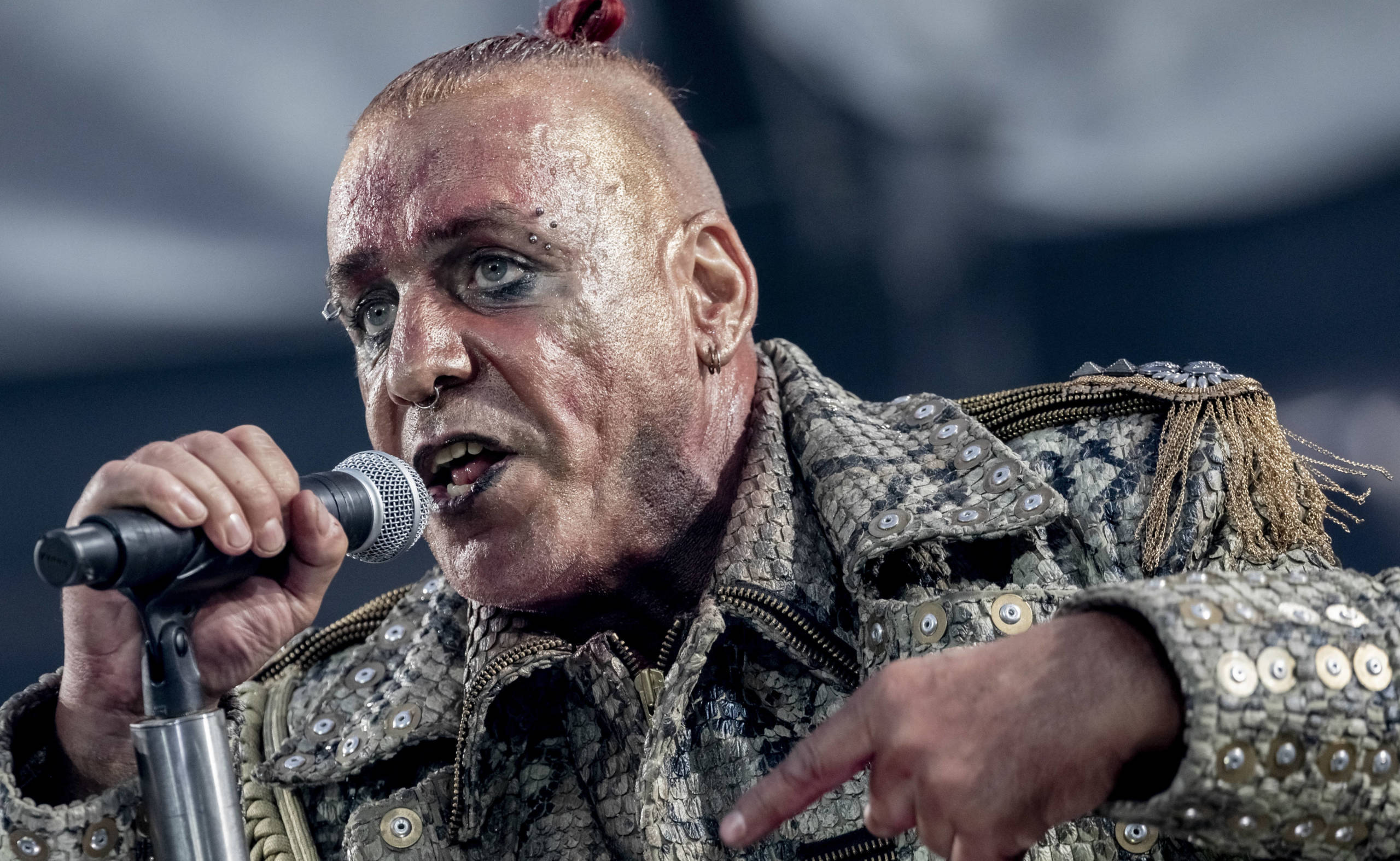 Till Lindemann, Sänger von Rammstein, im Olympiastadion in Berlin 2019
