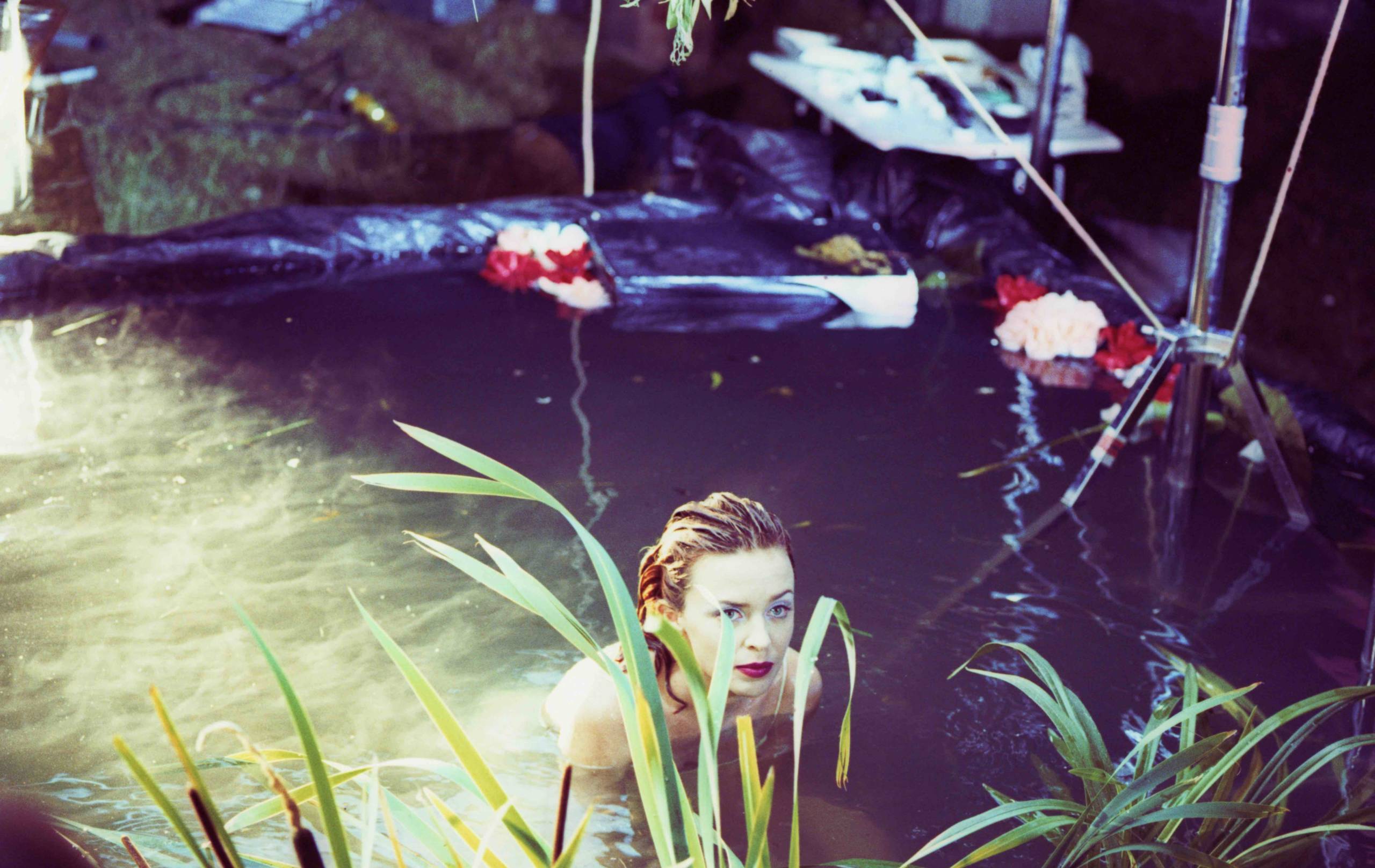 kylie-minogue-where-the-wild-roses-grow-GettyImages-639023692