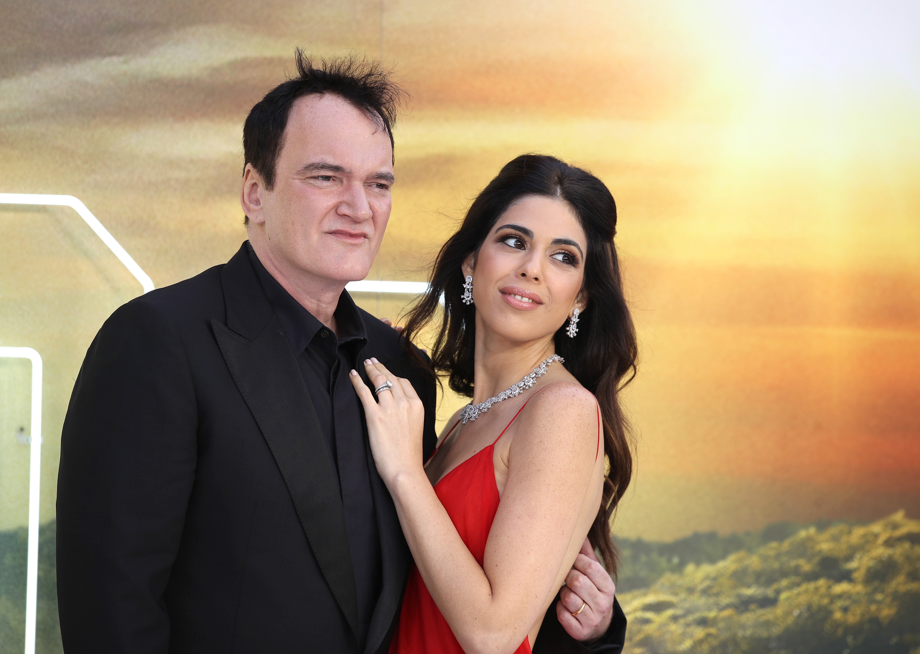 Quentin Tarantino und Daniella Pick bei der London-Premiere zu „Once Upon A Time…In Hollywood“