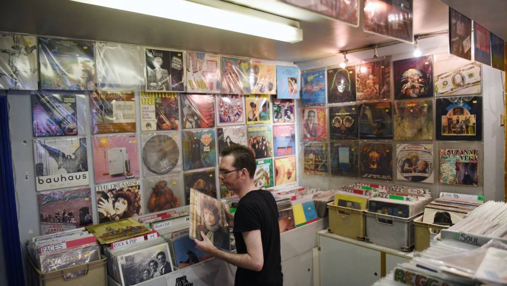 Premiere Deutsche Top 100 Der Singles Besteht Nur Aus Digital Verfugbaren Titeln Jeden woche wird es in den musikcharts spannend: premiere deutsche top 100 der singles