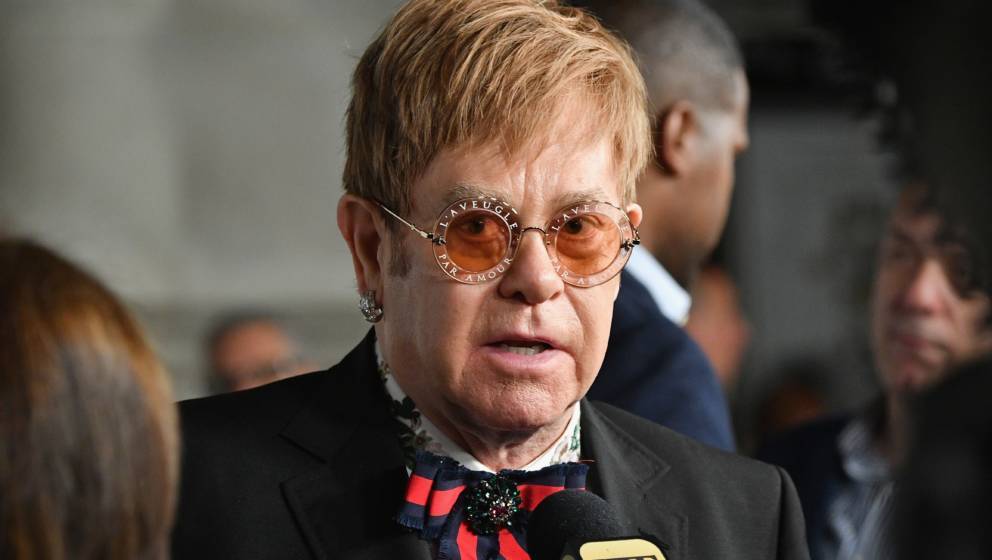 Elton John „Ich war 24 Stunden vom Tod entfernt“