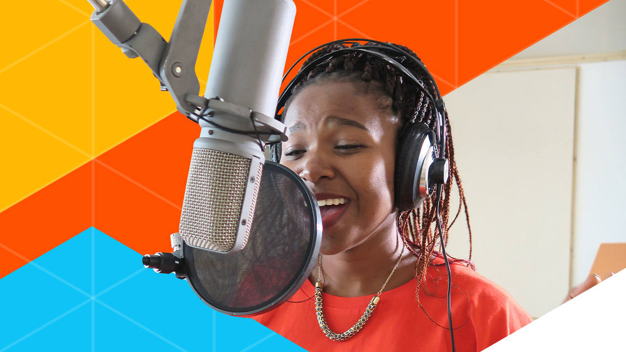 Itumeleng Ralebitso wuchs im SOS-Kinderdorf von Lesotho auf. Am 22. November performt sie ihren Song „Thank You“ auf dem International Music Award in Berlin