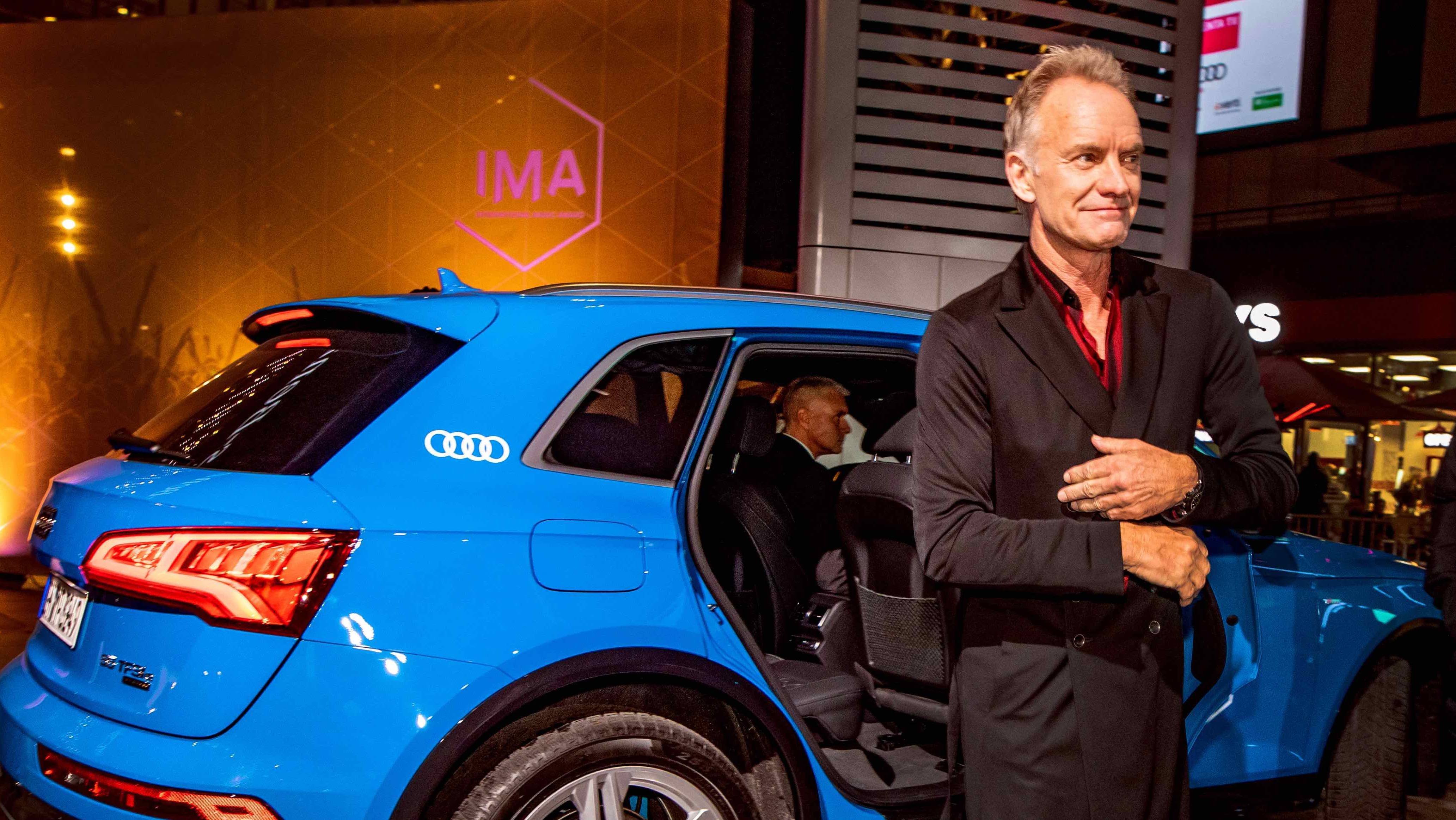 Englishman in Berlin: Sting bekam den erstmals vergebenen Preis für sein Lebenswerk, den Hero-Award des IMA.