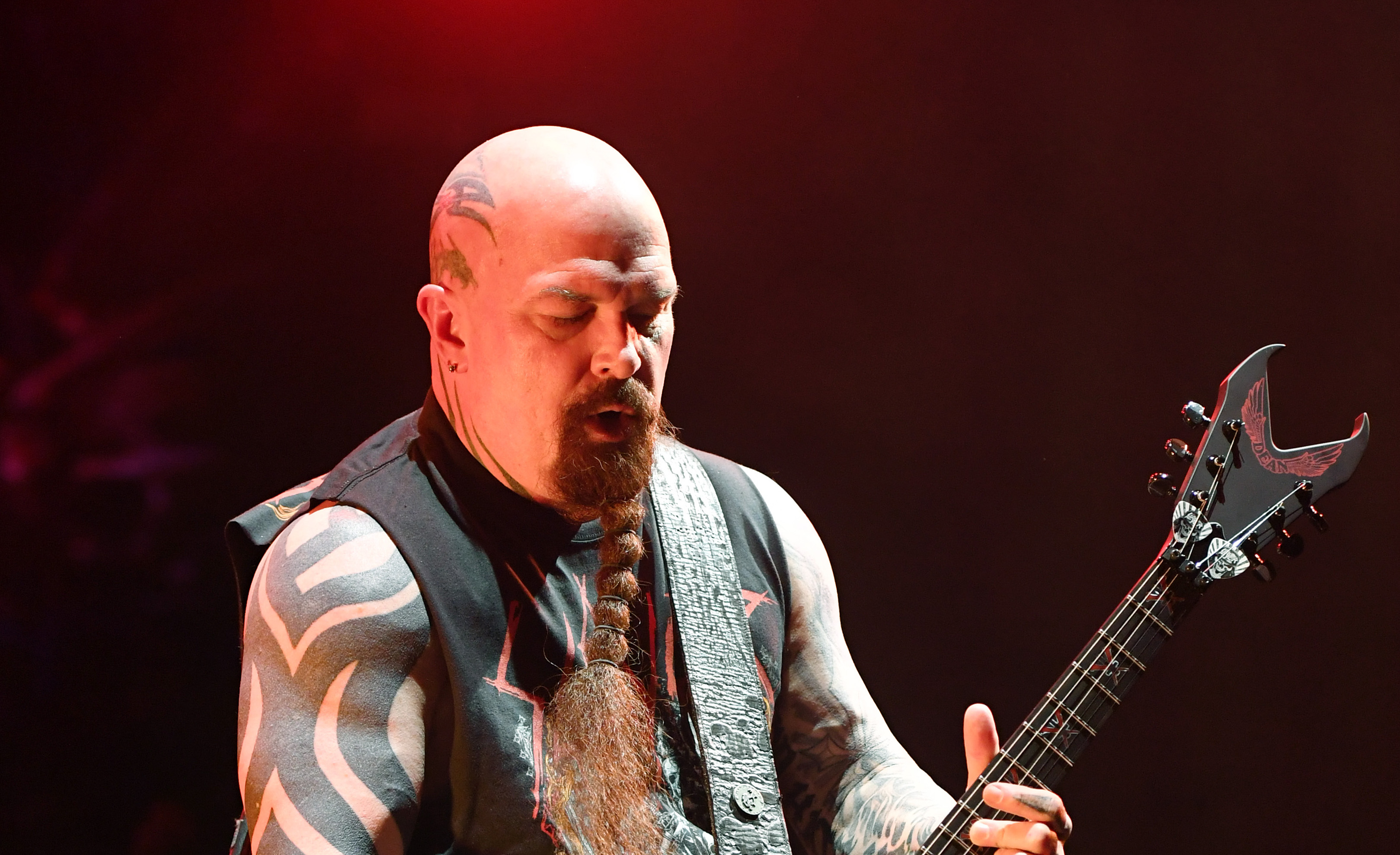 LAS VEGAS, NEVADA - NOVEMBER 27:  (FOR EDITORIAL USE ONLY) Guitarist Kerry King of Slayer performs during a stop of the band's Final World Tour at MGM Grand Garden Arena on November 27, 2019 in Las Vegas, Nevada.  (Photo by Ethan Miller/Getty Images)