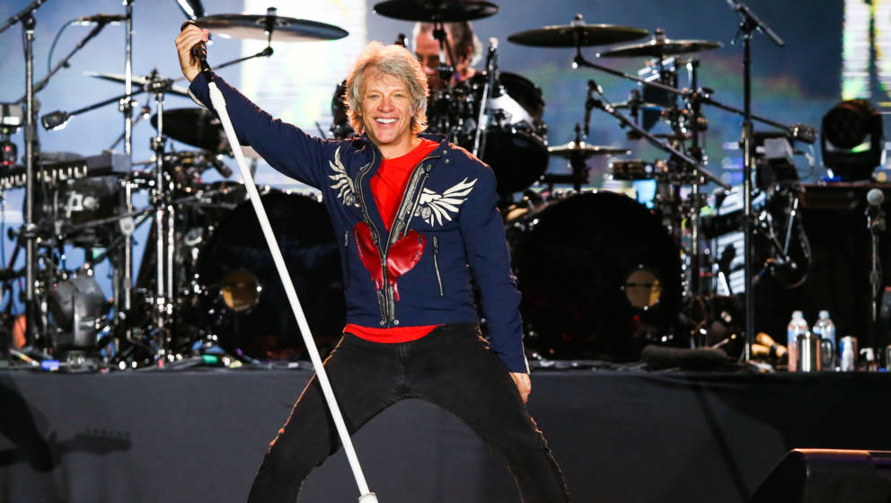 RIO DE JANEIRO, BRAZIL - SEPTEMBER 29: Jon Bon Jovi of the band Bon Jovi performs on stage during Rock In Rio day 3 at Cidade