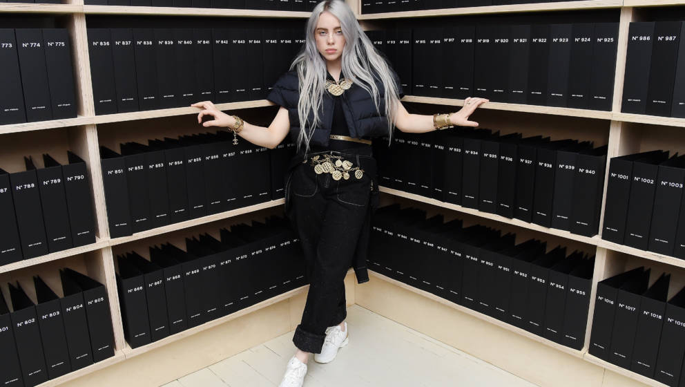 NEW YORK, NY - NOVEMBER 10:  Singer Billie Eilish, wearing CHANEL, attends as CHANEL celebrates the launch of the Coco Club, 