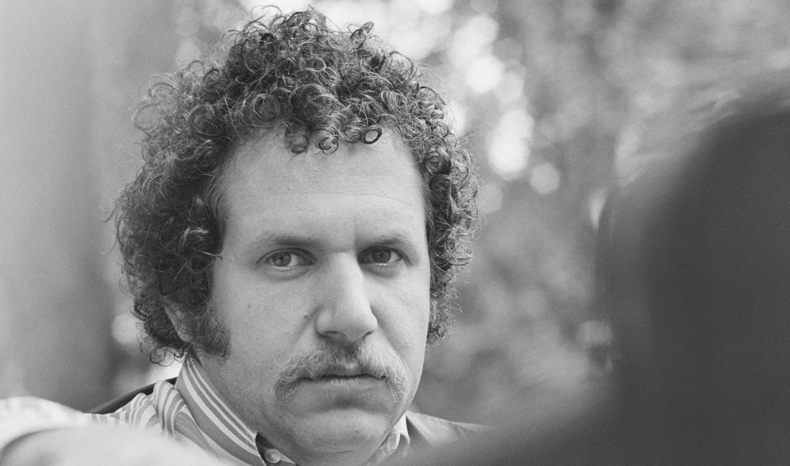 American singer, pianist and songwriter Mort Shuman (1938 - 1991), UK, 20th July 1968. (Photo by Evening Standard/Hulton A...